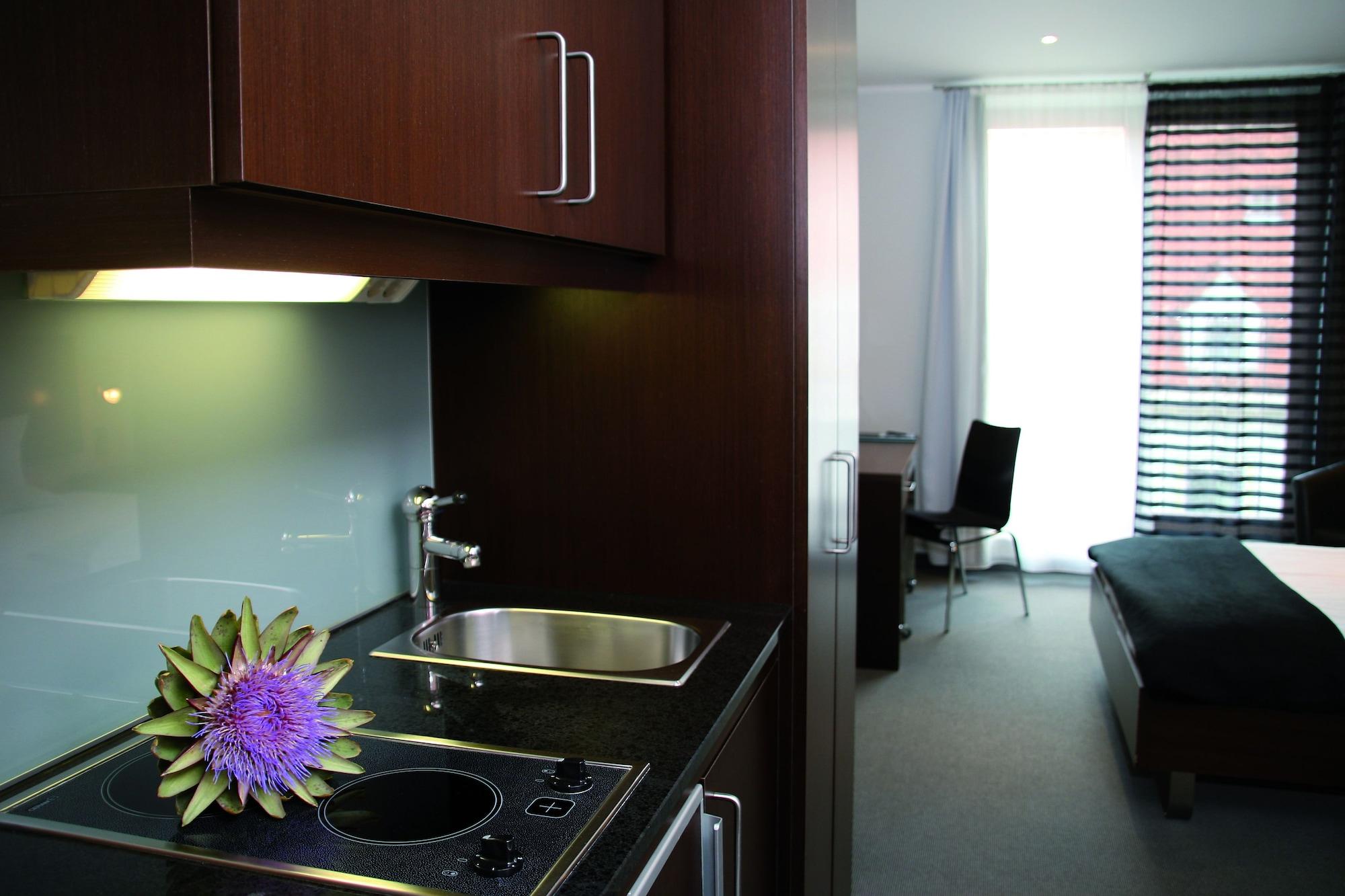 ชิลเลอร์ 5 โฮเทล แอนด์ บอร์ดดิ้งเฮาส์ Hotel มิวนิก ภายนอก รูปภาพ