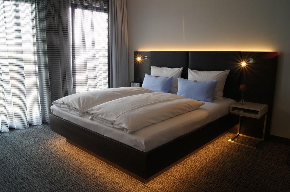 ชิลเลอร์ 5 โฮเทล แอนด์ บอร์ดดิ้งเฮาส์ Hotel มิวนิก ภายนอก รูปภาพ